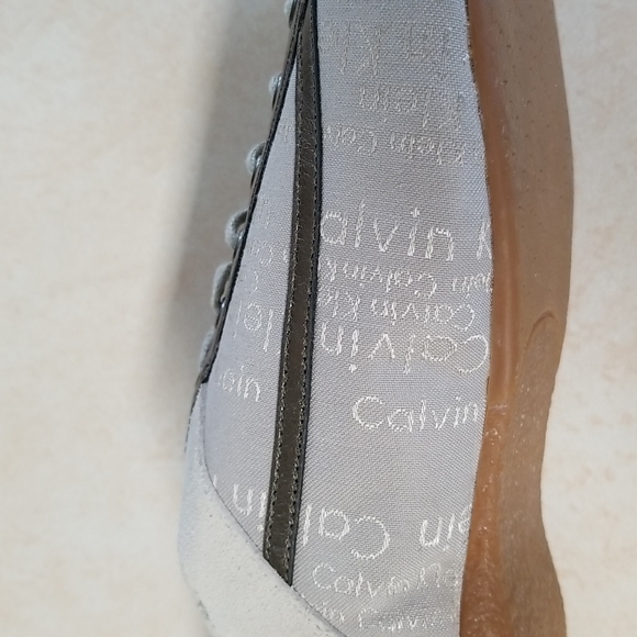 NEW Women's Calvin Klein Reese Logo Sneakers Size 9 - Picture 7 of 12
